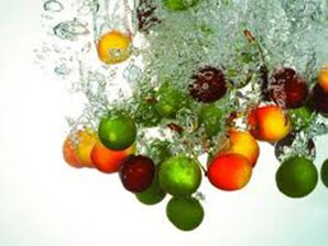 Mengupas buah dengan asid buah, berkat sel kulit yang diperbaharui